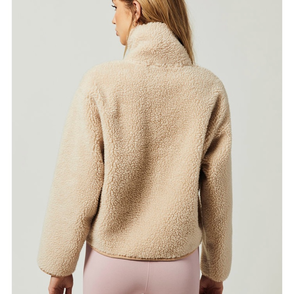 Varley highwood jacket in whisper pink